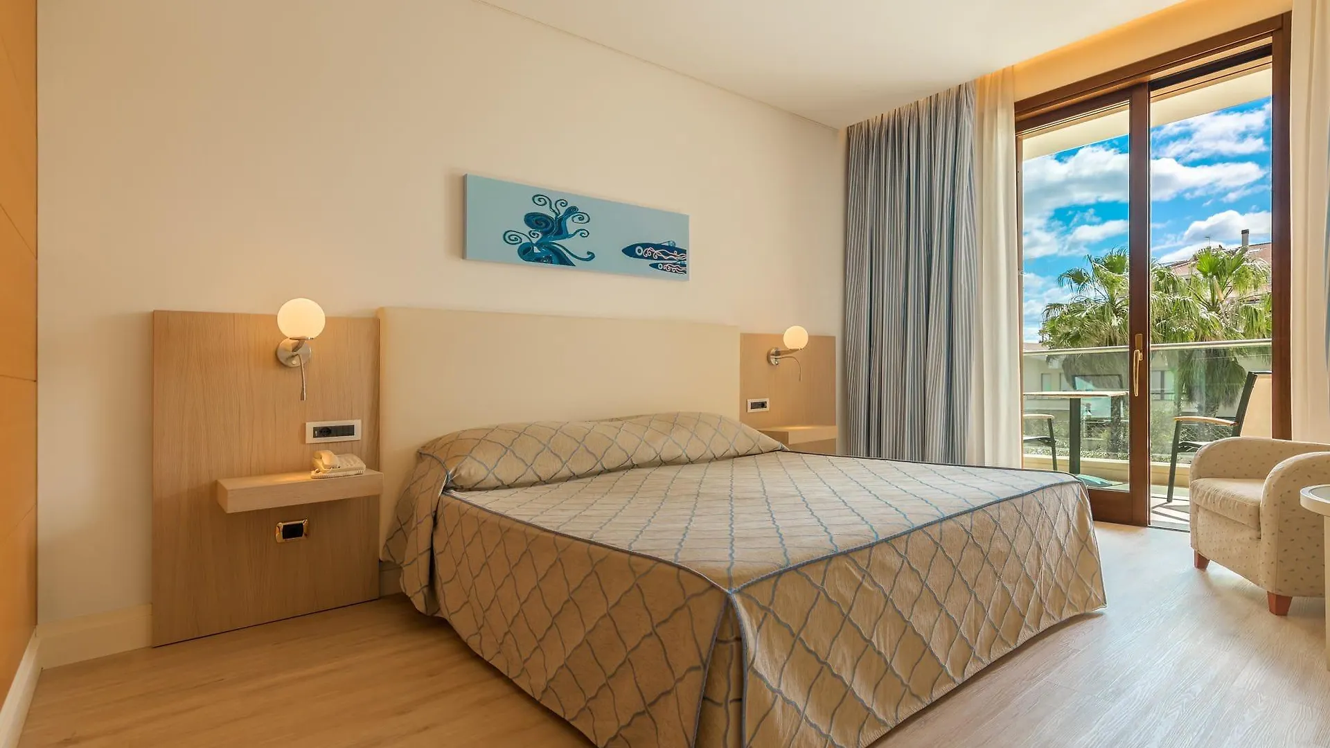 Smy Carlos V Wellness & Spa Alghero 5*,  Italy