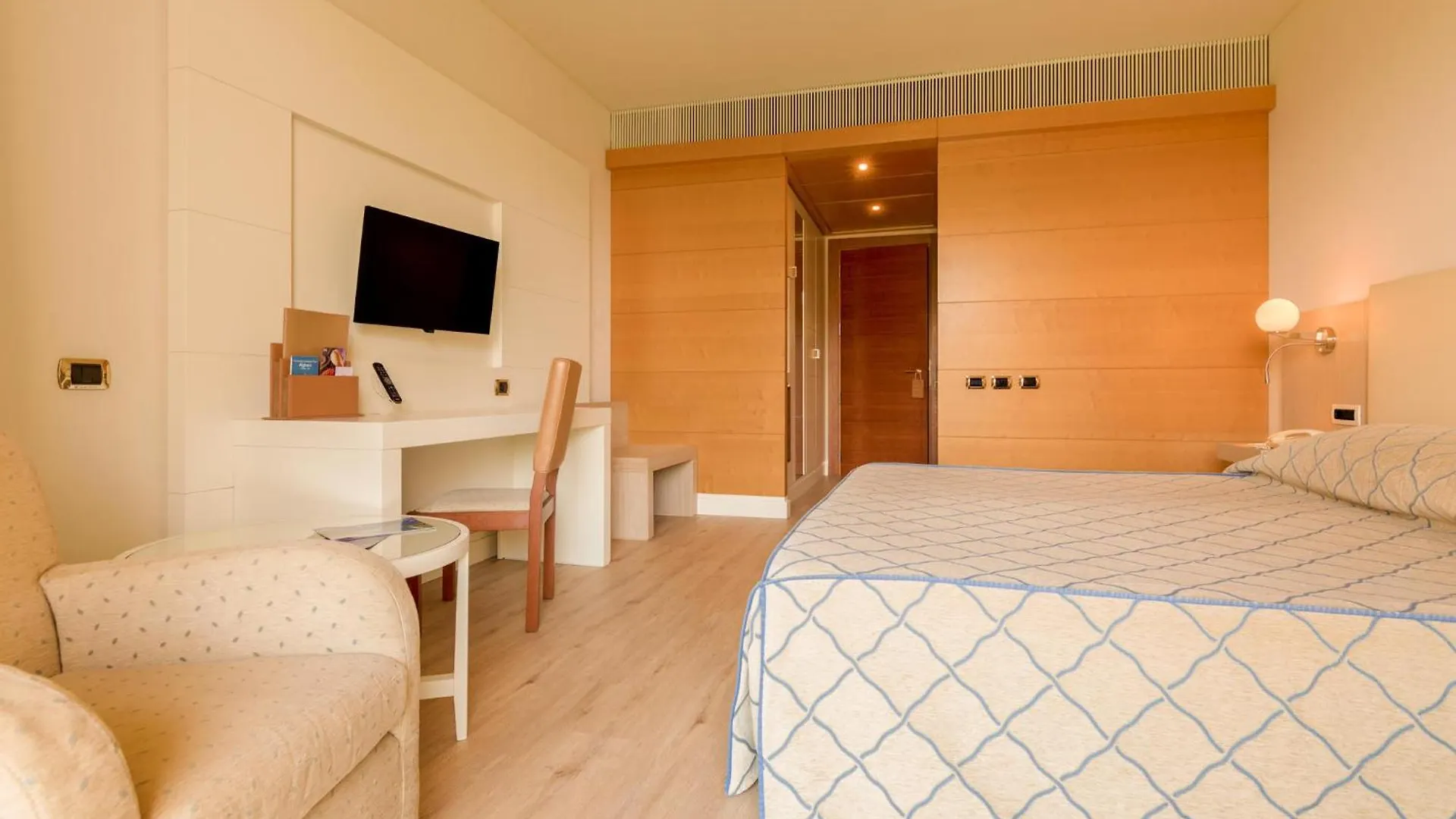 Smy Carlos V Wellness & Spa Alghero Hotel