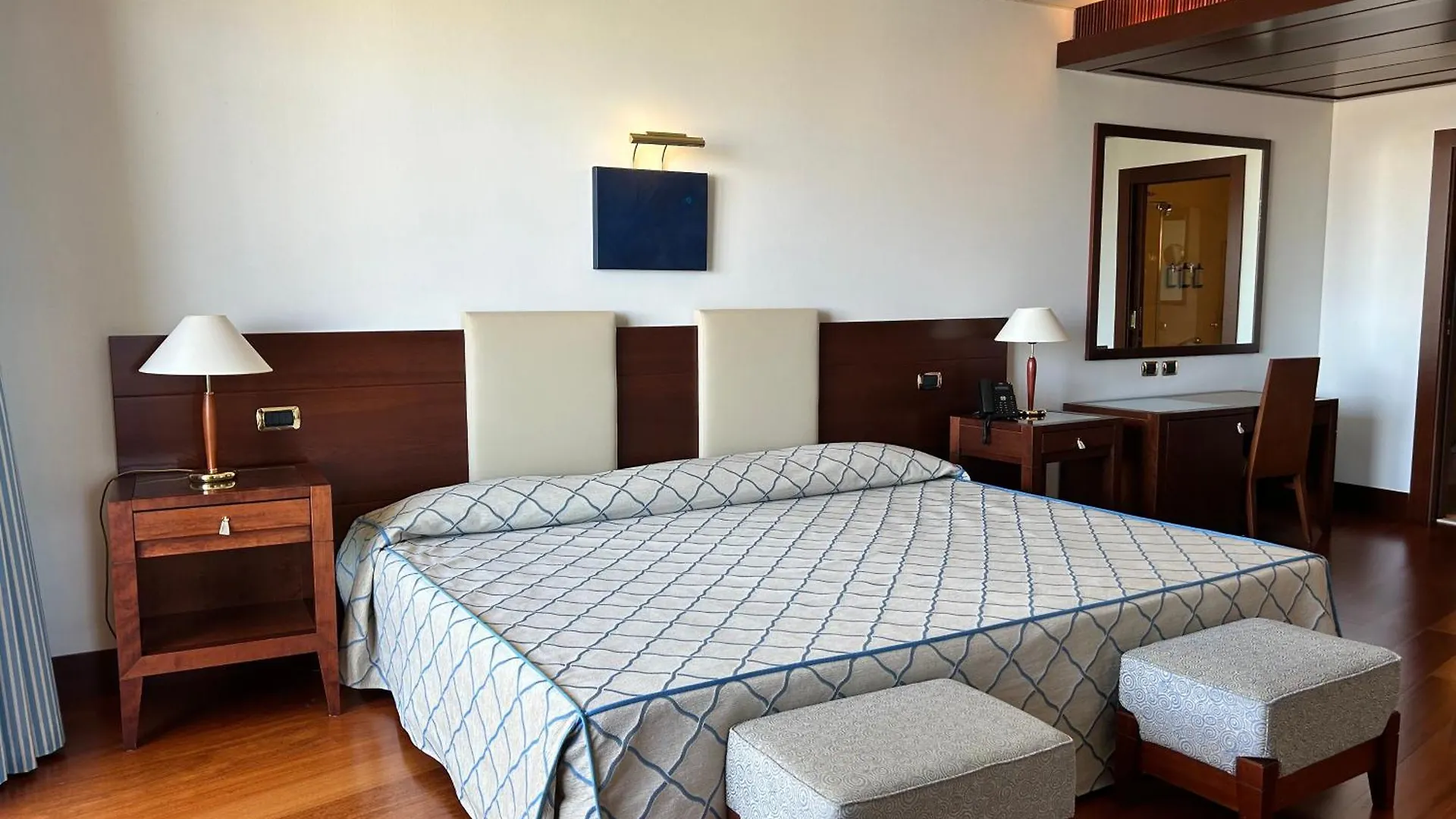 Smy Carlos V Wellness & Spa Alghero Hotel